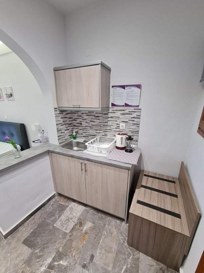 Loukia'S Studios And Apartments Paramonas  Екстериор снимка