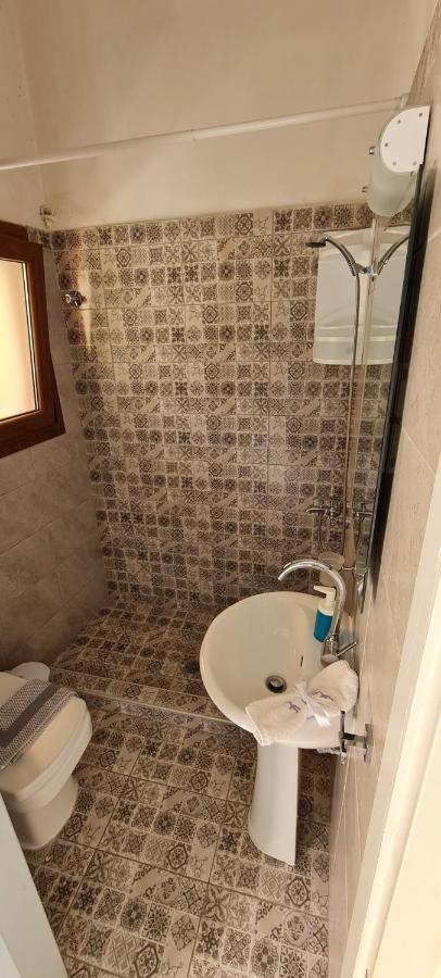 Loukia'S Studios And Apartments Paramonas  Екстериор снимка